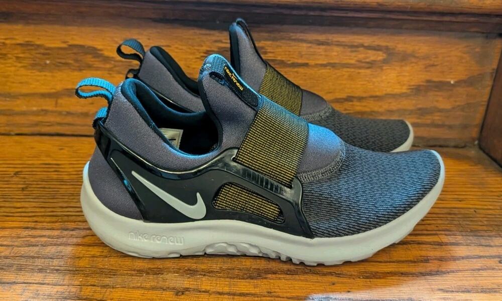 Size 8 Nike Renew Freedom Gray Gold Women's Slip On